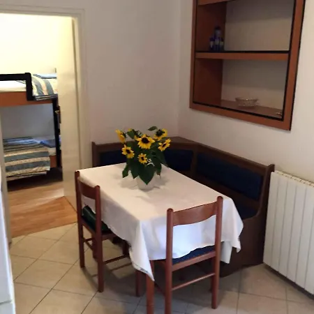 Apartment In - Istrien 11997 Fiorini